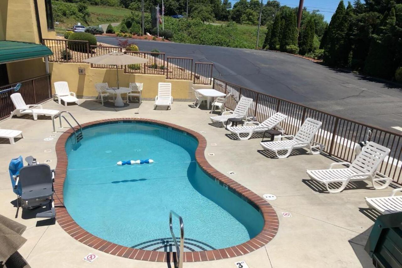 Quality Inn Hillsville Extérieur photo