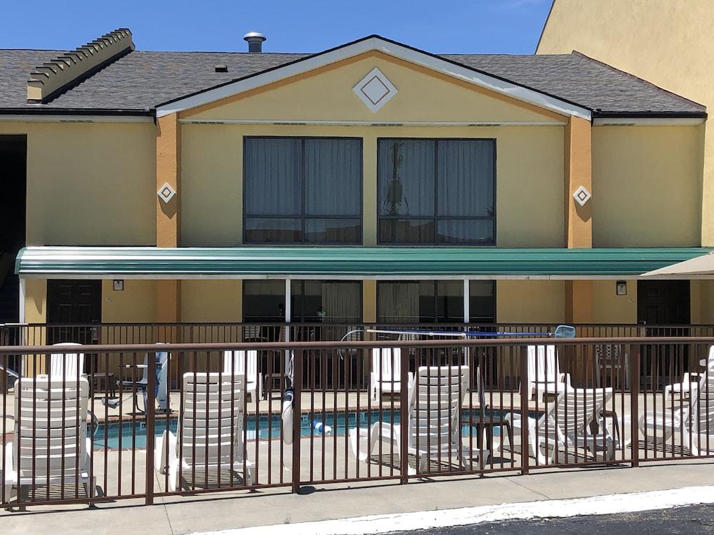 Quality Inn Hillsville Extérieur photo