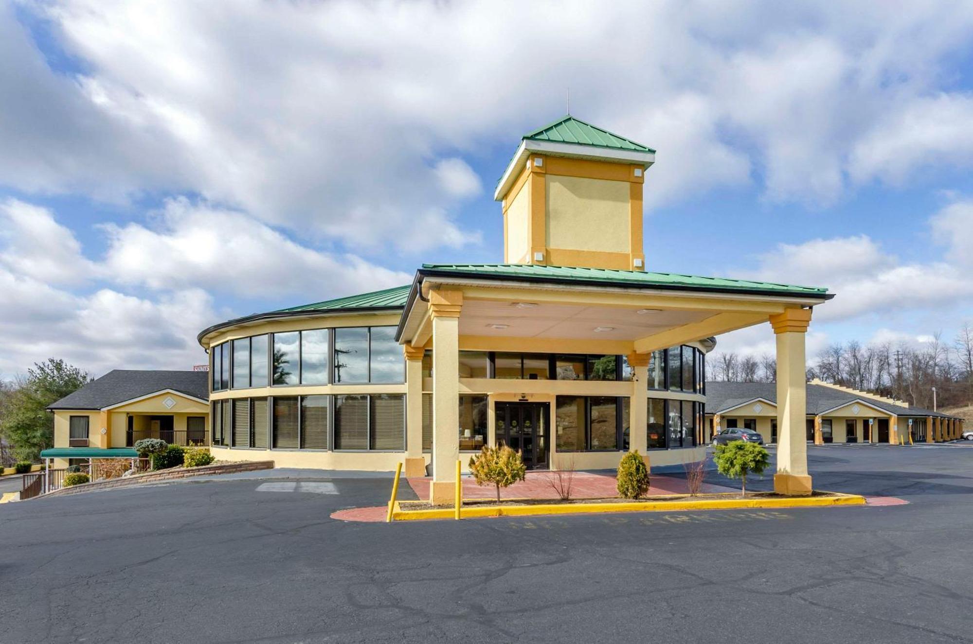 Quality Inn Hillsville Extérieur photo